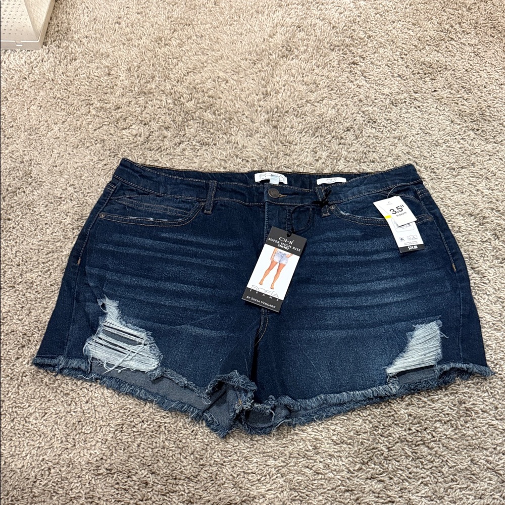 NWT Sofia Vergara Denim shorts sz14